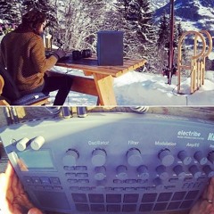 Dapayk & The Korg Electribe 2 (Video on Youtube)