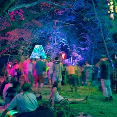 Sarantis @ The Pelican Casual