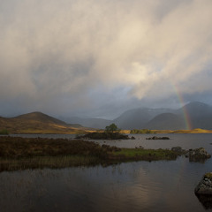 Highland Dawn - Lydia Ashton, Nathan Nasby © 2015