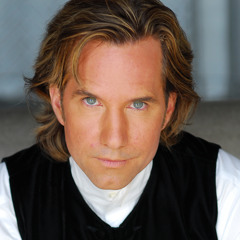 Interview with Roger Neill - Behind the scenes of Mozart in the Jungle