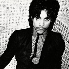 Rihanna Vs. P - Sexxtroversy (Clique Re-take)