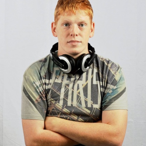 Stream The Red Dust - Thunderbolt (Hardstyle Remix) by The Red Dust ...