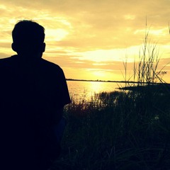 Kepada orang yg baru patah hati