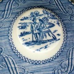 Circle of Friends (Edie Brickell and the New Bohemians cover) at Free Bunny