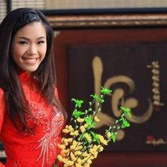 Điệp Khúc Mùa Xuân - Phương Vy