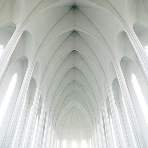 herald ~ apathēs