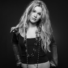 Joss Stone - Super Duper Love (Digging On Me) Live