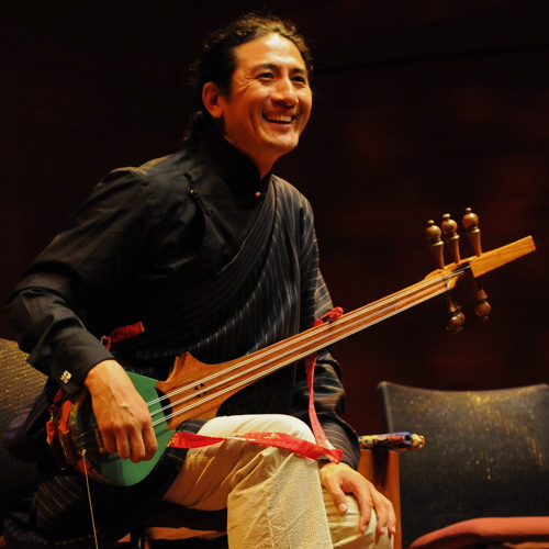 Jhola Tashi ཇོ་ལགས་བཀྲིས།