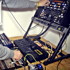 Dub Techno Session #5 | Korg Volca Beats & Keys | tape cassette to CV sync (incl. video)