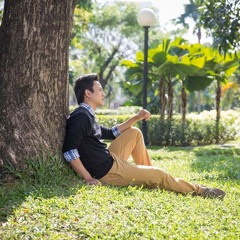Ngủ bên chân mẹ (cut)