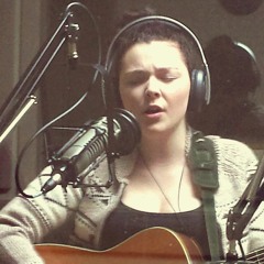 Live Performance from Taylor Sonier