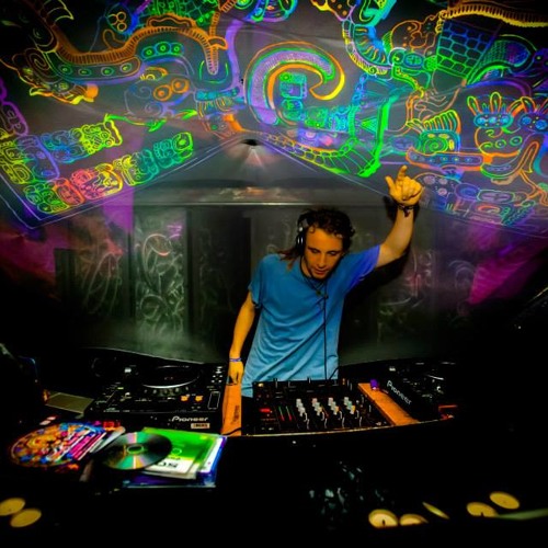Finbar @ Jellyfish Feb 2015