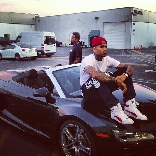 tvivl drivende fårehyrde Listen to Chris Brown ft Tyga – Girl You Loud (Fan Of A Fan The Album) by  vik in ? playlist online for free on SoundCloud