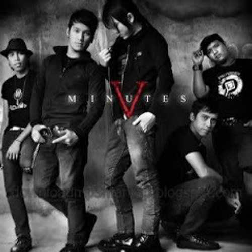 Five Minutes Aku Patut Membenci Dia By Handikaabdinegara On Soundcloud Hear The World S Sounds
