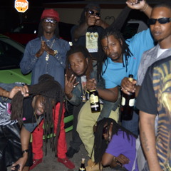 Babaku boys CHILLING WITH MY CHICK