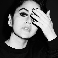 Sofia Kourtesis - Fresia