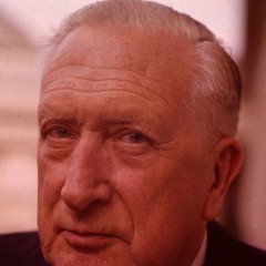 William Walton: Five Bagatelles - 4. Sempre espresivo (Recorded by John Hadden, sound engineer)