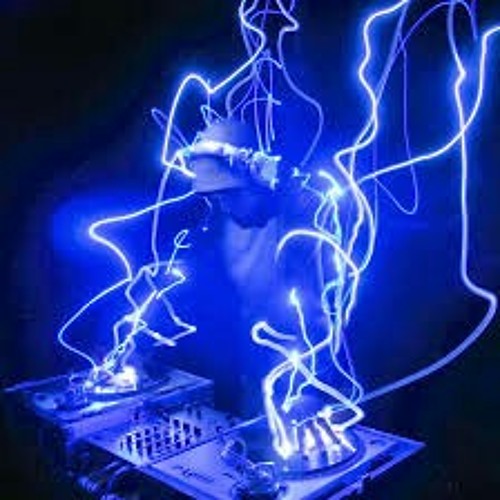 Mc Triken Mc Genno D Mc Mitchy Cee DJ Dom Jay
