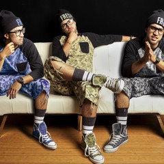 15 Give Me A Reason Ft. RaMon- Produced By Ramon Of Dabeatboss