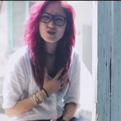 Mashup5: ConMuaNgangQua LangThamMotTinhYeu SetFireToTheRain LangTham - Vicky Nhung