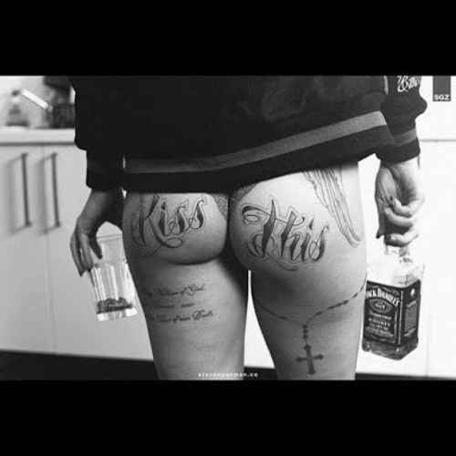 Independent B!tch - Azuryte, Naeomi,& Cyarna (Elizabeth) prod. By Rawshack at Hamilton