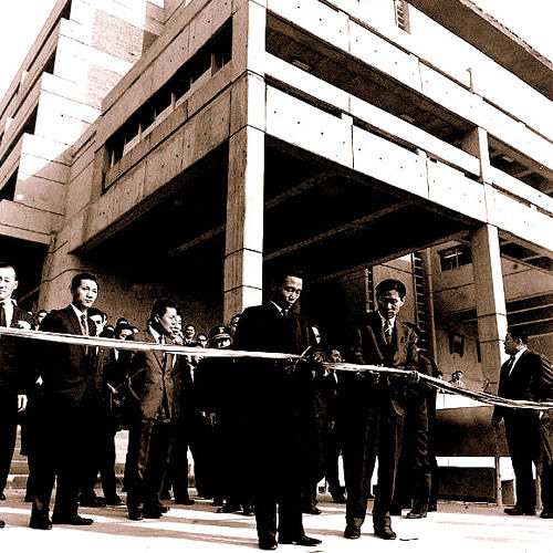 03 혼자 걷는 명동 길 - 유복성과 신호등   Bok Sung Ryu Abd Latin Koreana - Walking Alone In MyungDong Street