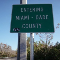 Stick , Ride & Juke . . .This Miami Bihh ! ^_^  - @DjCaliSmooth305