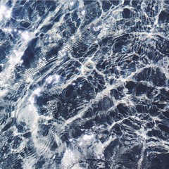 Drowning.. Willow Smith