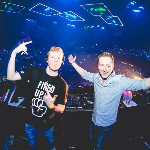 Dark-E & Ruthless-Live At Reverze Illumination(Sportpaleis Antwerp)28 02 2015