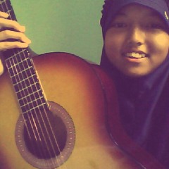 BCL-Aku Tak Mau Sendiri ( just for fun covered by me) at Isni's house
