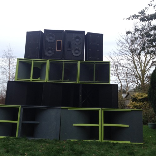 Pure Progressive (16k plays mix)