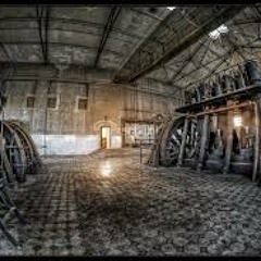 TRAUMVABRIK SOUNDSYSTEM-Track 5