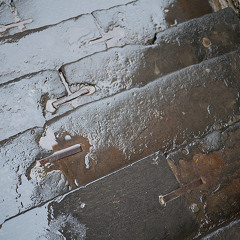 buskers in an understreet passage