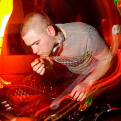 Planet Perfecto - Bullet In The Gun [UNIT 13 & One Eye Remix] Clip