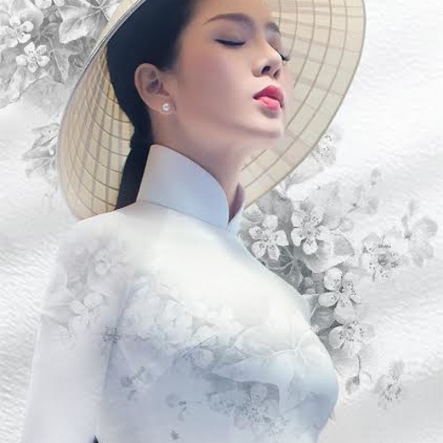 Đêm Tâm Sự - Lệ Quyên