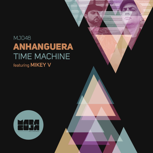 Anhanguera - Moodywoman