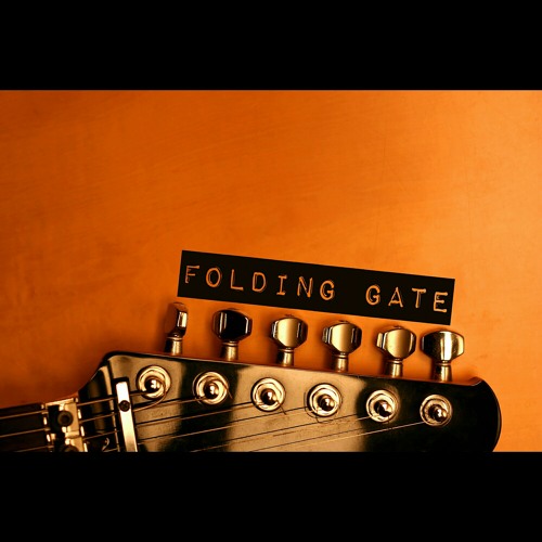 Folding gate at Buat berarti