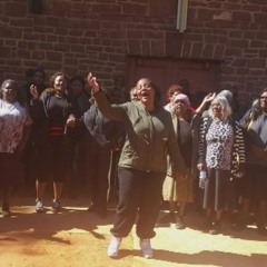 Soweto Gospel Choir meets Ntaria Aboriginal singers - AM