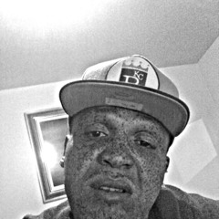 Pose on em...ft.E-GUTTED ILL PHIL GUTTA REDD