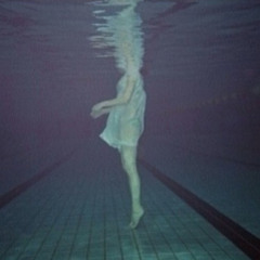 underwater (rmx beatmachinearon)