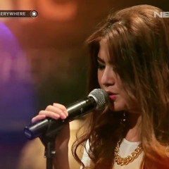 Elizabeth Tan —  Sempurna (Andra and the BackBone Cover)