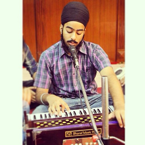 Bhai Amandeep Singh at Amar Colony Gurudwara Lajpat Nagar 4