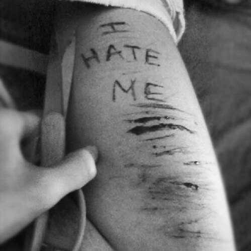 Trauerfeierlied  at Alligatoah