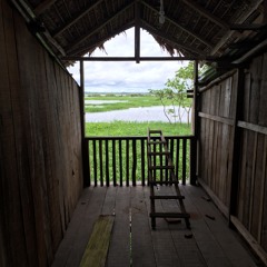 Walk to Rio Marañón