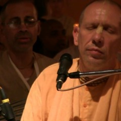 Bhakti Vaibhava Sw Bhajan - Hare Krishna Kirtan - 03 - 2011 - 09 - 09 Russia