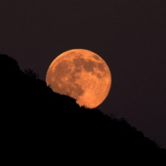 Dosem Ft Mc Trone - La Luna Sale Y Se Esconde