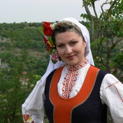 Гергана Димитрова-"Снощи в село паша дойде"