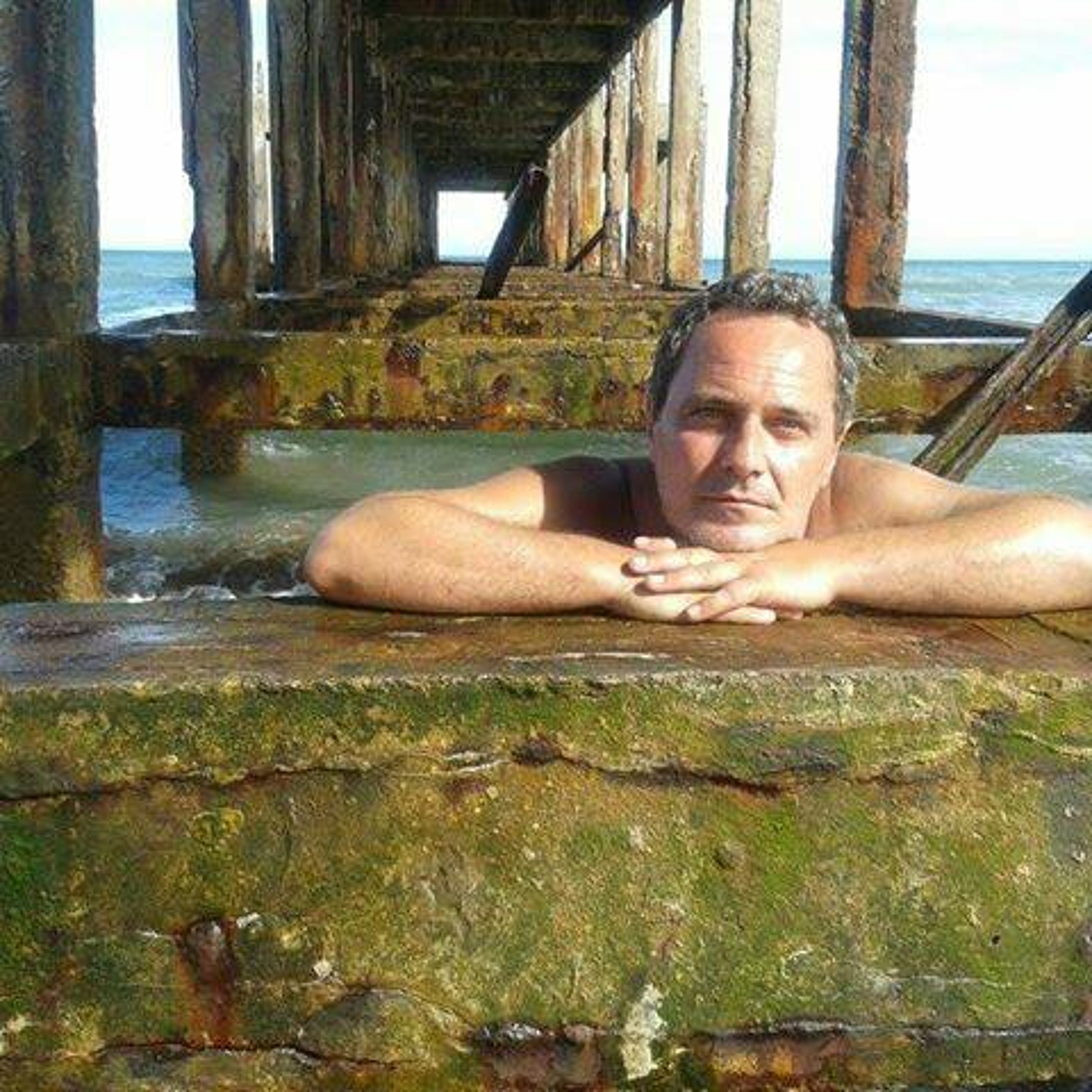 Gustavo López 102