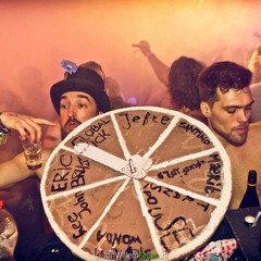 Mike Ravelli Versus: DJ Bingo @ Familiar Winter Festival 2015