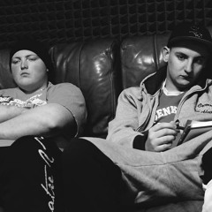 Harry & Pepe - Potargana rzeczywistość